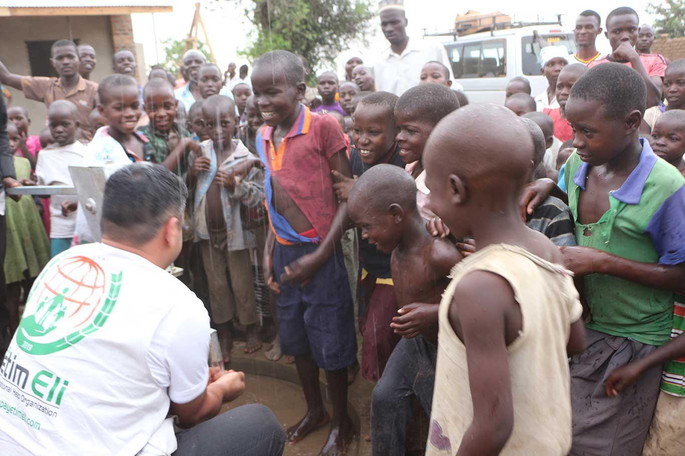 European Yetim Eli inaugurates fresh water wells in Uganda